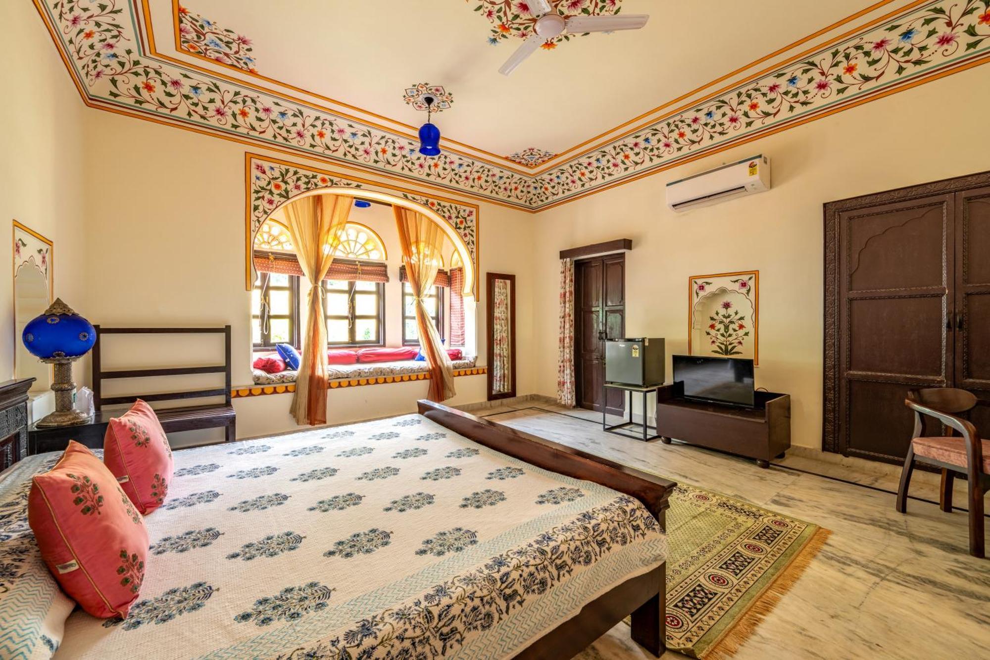 Dhulagarh Heritage Palace Hotel Near Jaipur Bānskhoh Exteriör bild